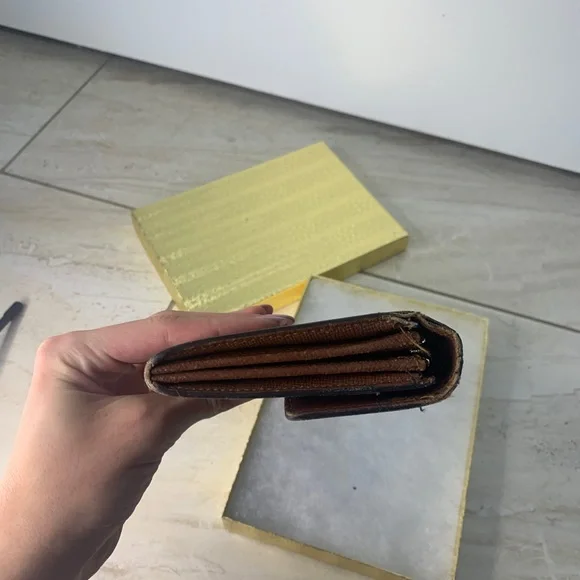 Louis Vuitton Monogram Brown Gold Wallet - Picture 4 of 6